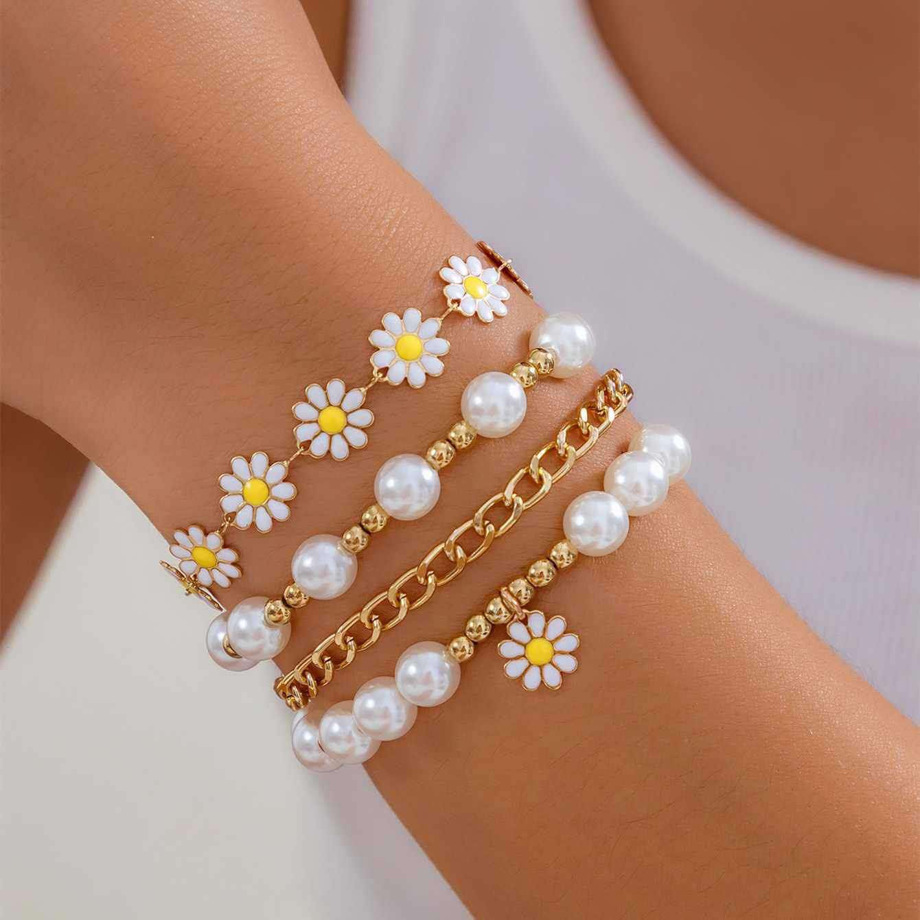 4 Pieces Daisy Bracelet